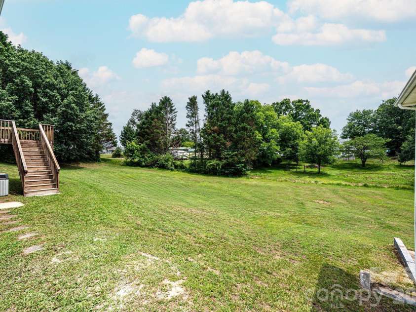 1697 Denver Court, Lenoir, NC 28645.  MLS# CAR4391489, YatesRealty ID 31117. 