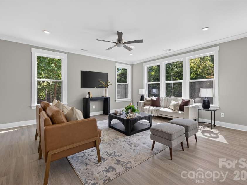 3869 12th Street Court, Hickory, NC 28601.  MLS# CAR4385840, YatesRealty ID 31118. 