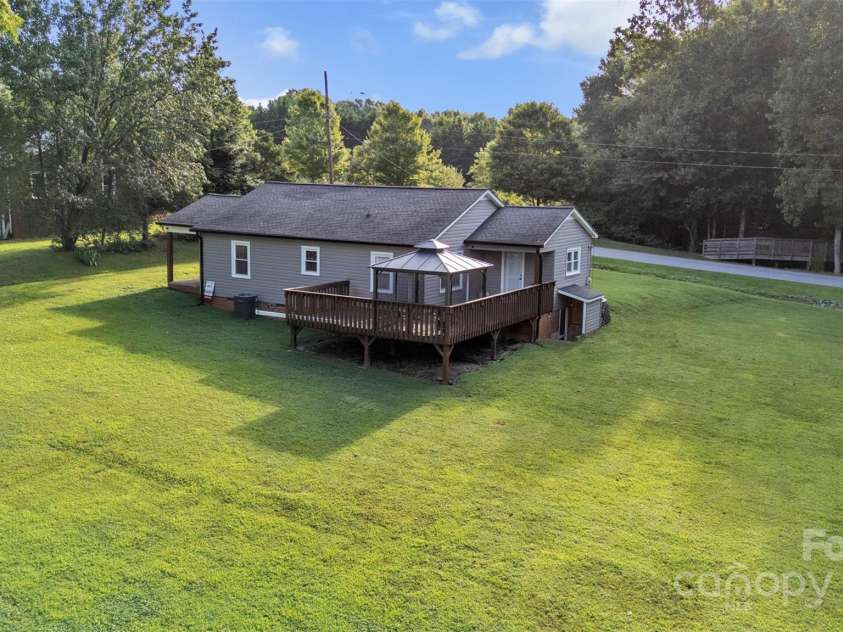 431 School Drive, Taylorsville, NC 28681.  MLS# CAR4278918, YatesRealty ID 31118. 