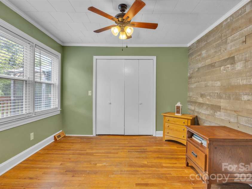 431 School Drive, Taylorsville, NC 28681.  MLS# CAR4278918, YatesRealty ID 31118. 