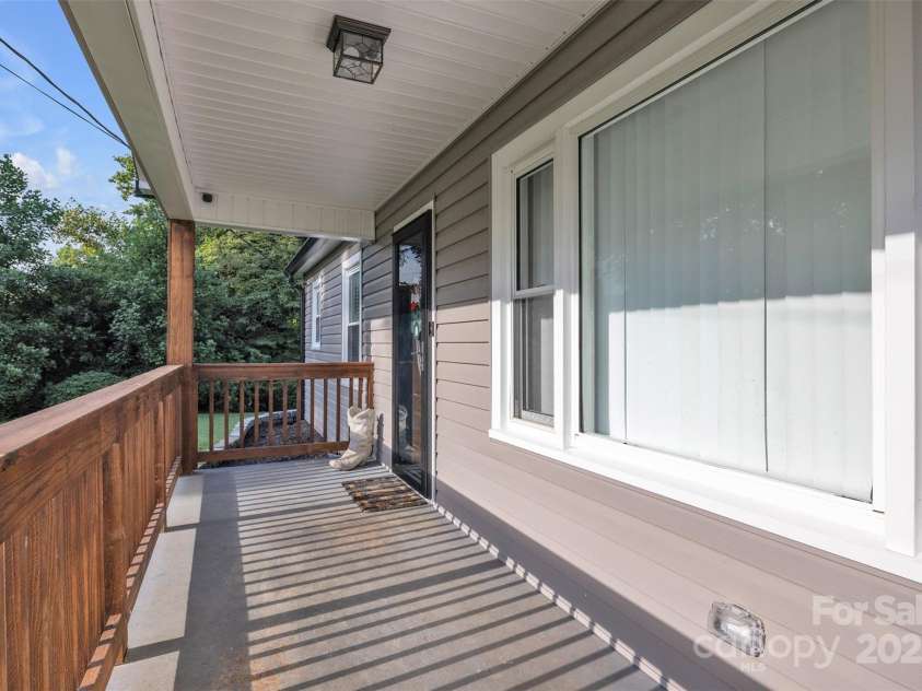 431 School Drive, Taylorsville, NC 28681.  MLS# CAR4278918, YatesRealty ID 31118. 