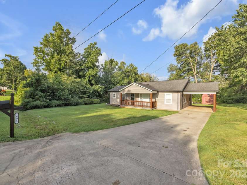 431 School Drive, Taylorsville, NC 28681.  MLS# CAR4278918, YatesRealty ID 31118. 
