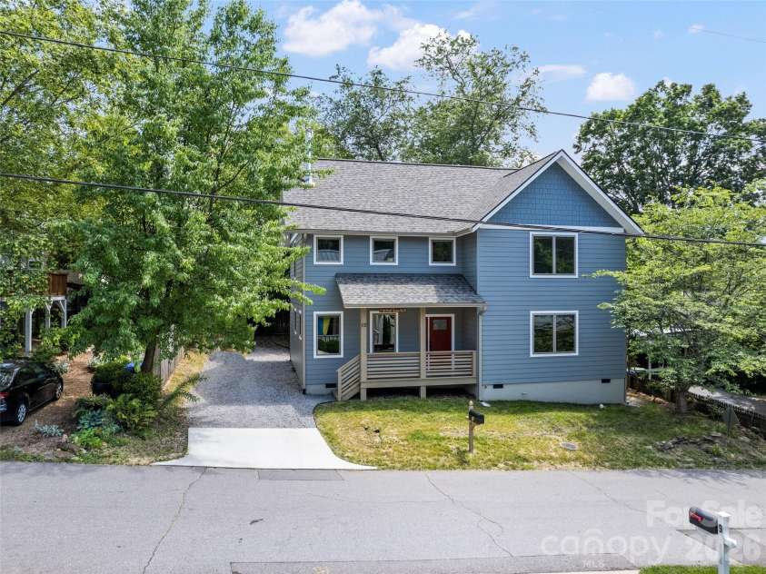 10 Pruitt Street, Asheville, NC 28806.  MLS# CAR4388374, YatesRealty ID 31119. 
