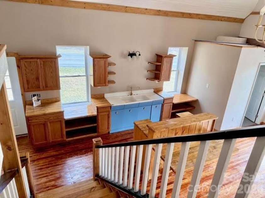 6367 NC 261 Highway, Bakersville, NC 28705.  MLS# CAR4354167, YatesRealty ID 3112. 