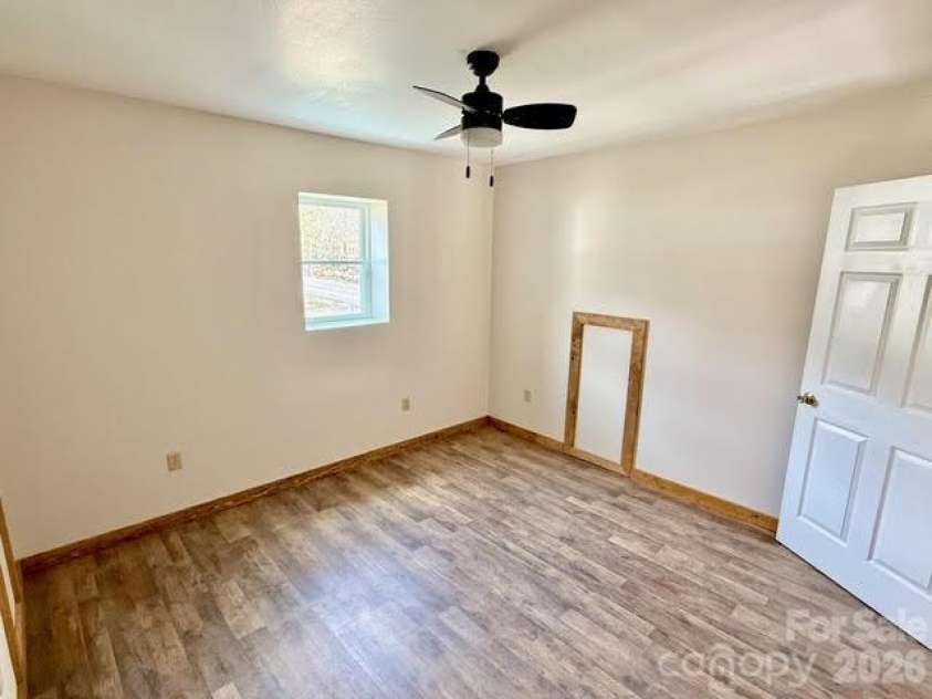 6367 NC 261 Highway, Bakersville, NC 28705.  MLS# CAR4354167, YatesRealty ID 3112. 