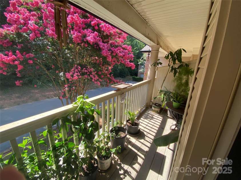 7224 Michaels Landing Drive, Charlotte, NC 28262.  MLS# CAR4283823, YatesRealty ID 31120. Balcony