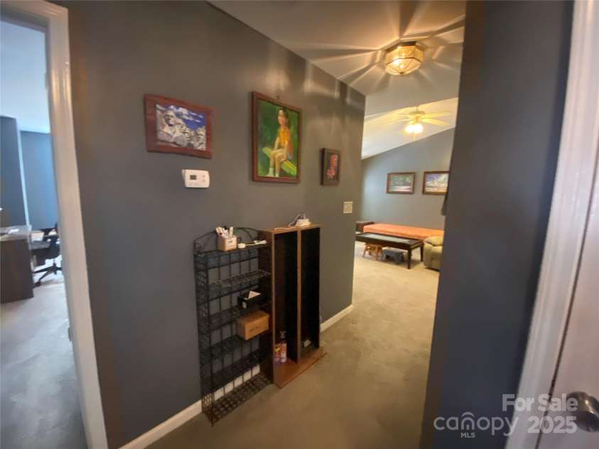 7224 Michaels Landing Drive, Charlotte, NC 28262.  MLS# CAR4283823, YatesRealty ID 31120. Hallway