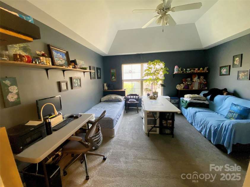 7224 Michaels Landing Drive, Charlotte, NC 28262.  MLS# CAR4283823, YatesRealty ID 31120. Master Bedroom