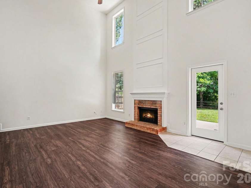 11310 Glenstone Court, Charlotte, NC 28269.  MLS# CAR4389158, YatesRealty ID 31121. 