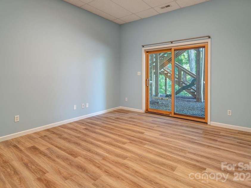 44 Samayoa Place, Asheville, NC 28806.  MLS# CAR4265145, YatesRealty ID 31121. 