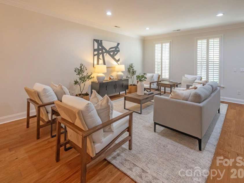 9323 Bonnie Briar Circle, Charlotte, NC 28277.  MLS# CAR4394337, YatesRealty ID 31123. 