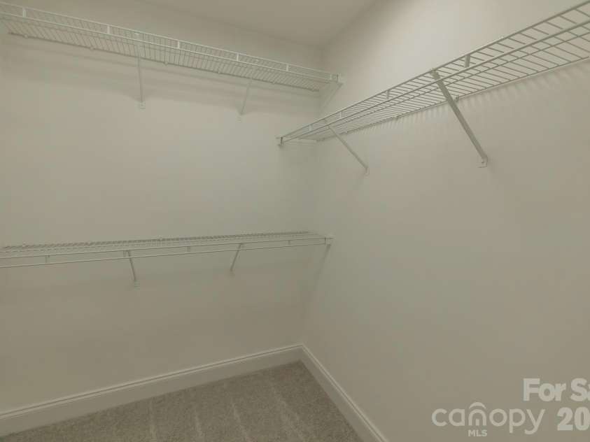 9323 Bonnie Briar Circle, Charlotte, NC 28277.  MLS# CAR4394337, YatesRealty ID 31123. 