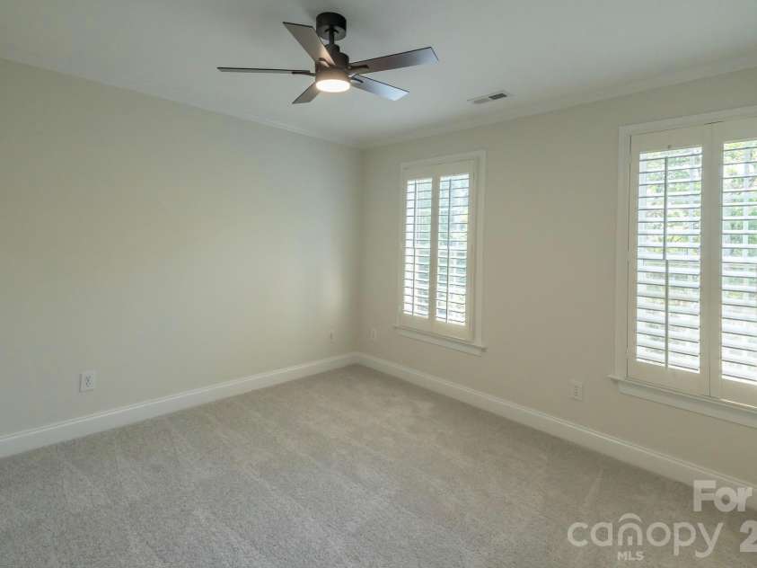 9323 Bonnie Briar Circle, Charlotte, NC 28277.  MLS# CAR4394337, YatesRealty ID 31123. 