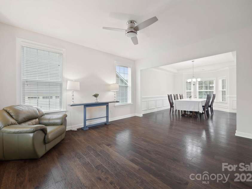 16928 Alydar Commons Lane, Charlotte, NC 28278.  MLS# CAR4289485, YatesRealty ID 31124. Formal living room and dining room