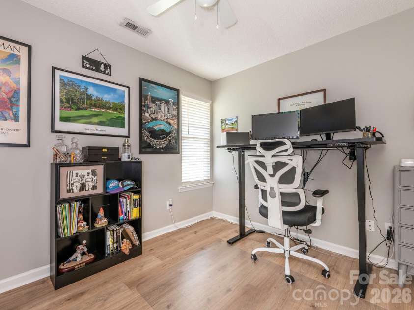3930 Huntmeadow Drive, Charlotte, NC 28269.  MLS# CAR4387063, YatesRealty ID 31125. Bedroom 3