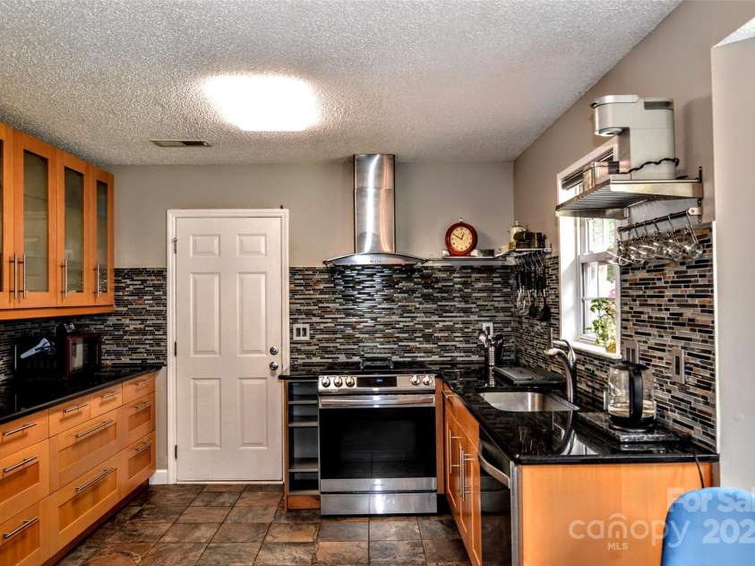 4706 Rocky Pine Court, Indian Trail, NC 28079.  MLS# CAR4287137, YatesRealty ID 31125. 