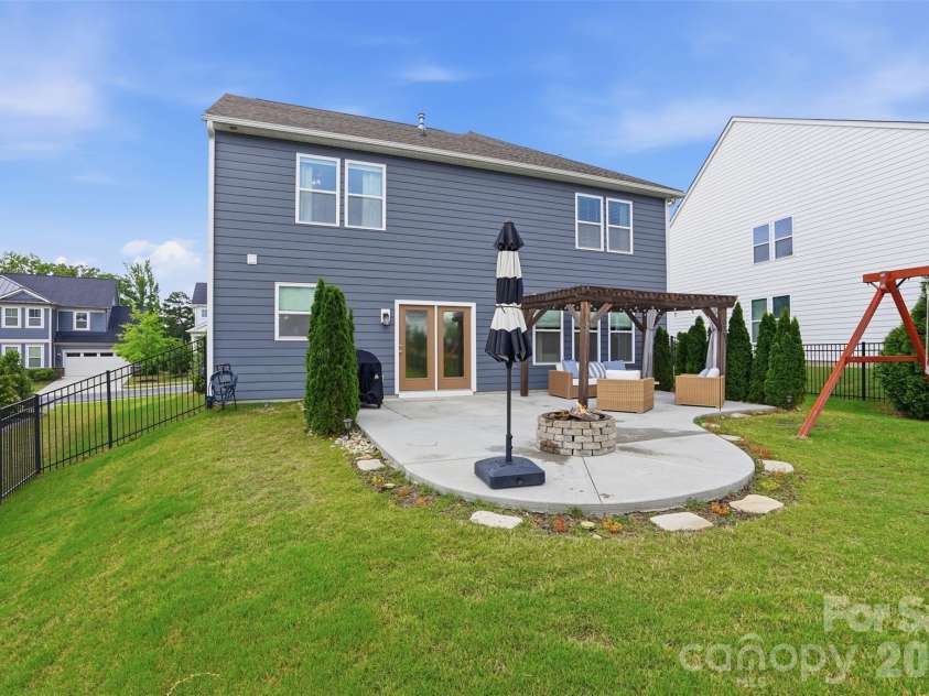 1210 Therns Ferry Drive, Fort Mill, SC 29708.  MLS# CAR4381419, YatesRealty ID 31126. 