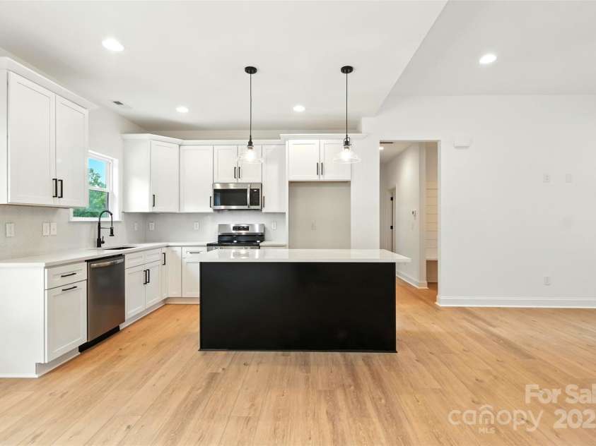 5795 Us 52 Highway, Salisbury, NC 28146.  MLS# CAR4279797, YatesRealty ID 31126. 