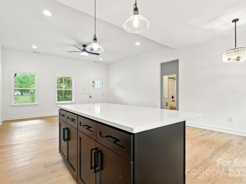 5795 Us 52 Highway, Salisbury, NC 28146.  MLS# CAR4279797, YatesRealty ID 31126. 