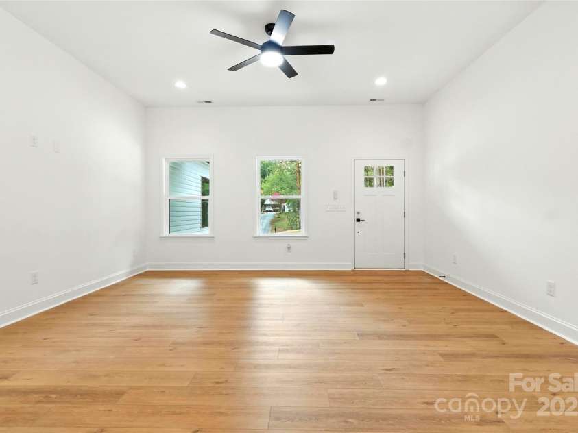 5795 Us 52 Highway, Salisbury, NC 28146.  MLS# CAR4279797, YatesRealty ID 31126. 