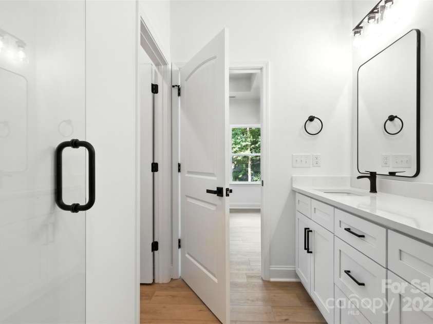 5795 Us 52 Highway, Salisbury, NC 28146.  MLS# CAR4279797, YatesRealty ID 31126. 