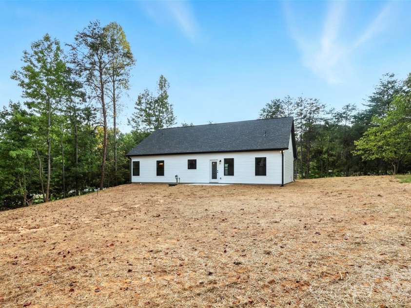 5795 Us 52 Highway, Salisbury, NC 28146.  MLS# CAR4279797, YatesRealty ID 31126. 