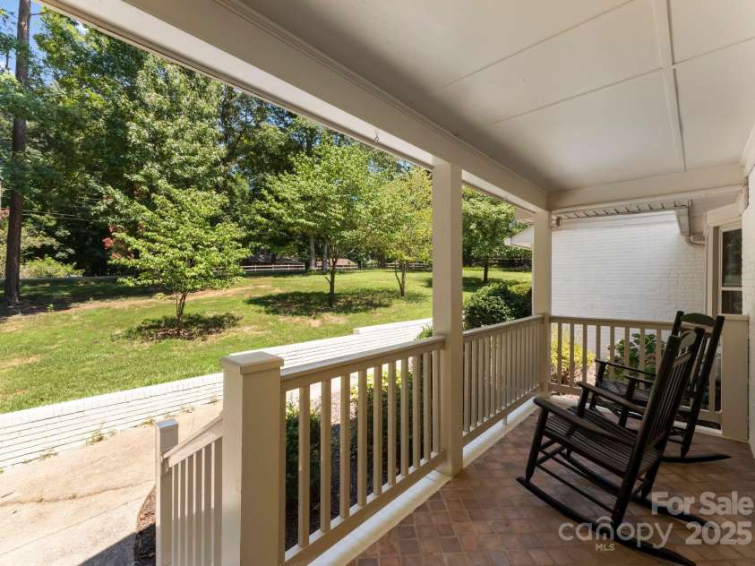 11501 Trails End Lane, Huntersville, NC 28078.  MLS# CAR4284861, YatesRealty ID 31127. 