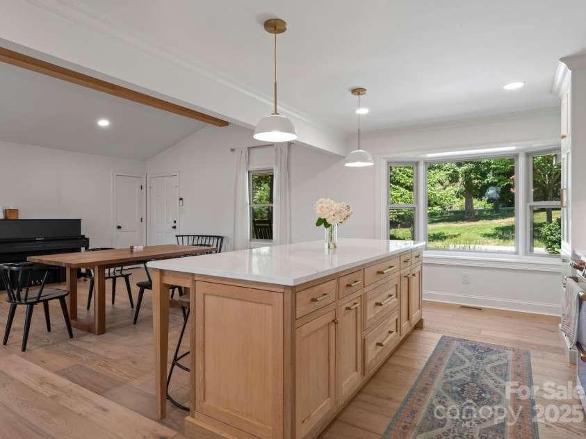 11501 Trails End Lane, Huntersville, NC 28078.  MLS# CAR4284861, YatesRealty ID 31127. 