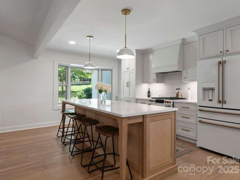 11501 Trails End Lane, Huntersville, NC 28078.  MLS# CAR4284861, YatesRealty ID 31127. 