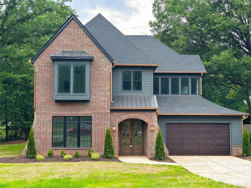 3421 Zelda Lane, Matthews, NC 28105.  MLS# CAR4386063, YatesRealty ID 31127. 