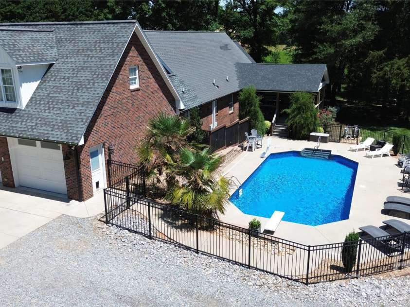 870 McRee Road, Lincolnton, NC 28092.  MLS# CAR4392949, YatesRealty ID 31128. 