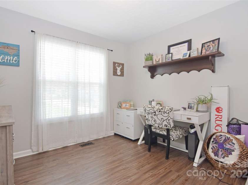 115 Cloister Drive, Mocksville, NC 27028.  MLS# CAR4286653, YatesRealty ID 31129. 