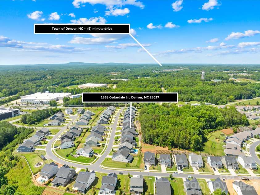 1368 Cedardale Lane, Denver, NC 28037.  MLS# CAR4391395, YatesRealty ID 31129. 