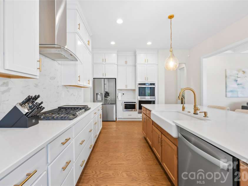 1368 Cedardale Lane, Denver, NC 28037.  MLS# CAR4391395, YatesRealty ID 31129. Kitchen