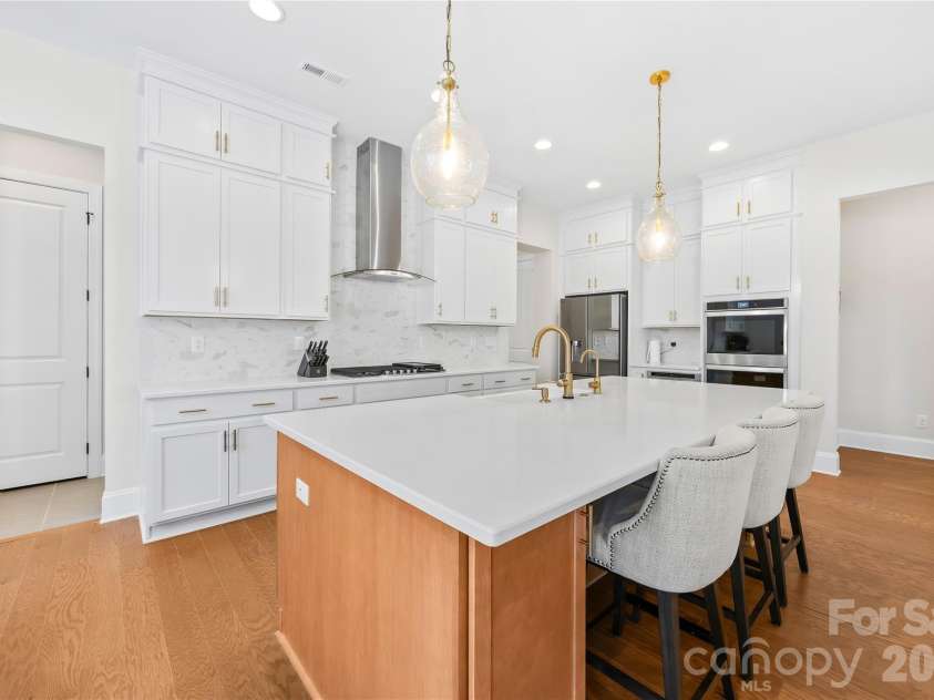 1368 Cedardale Lane, Denver, NC 28037.  MLS# CAR4391395, YatesRealty ID 31129. Kitchen