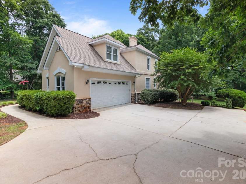 165 Futrell Landing, New London, NC 28127.  MLS# CAR4270602, YatesRealty ID 3113. 