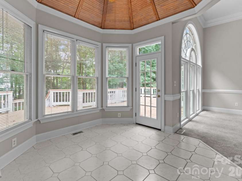 165 Futrell Landing, New London, NC 28127.  MLS# CAR4270602, YatesRealty ID 3113. Breakfast Nook