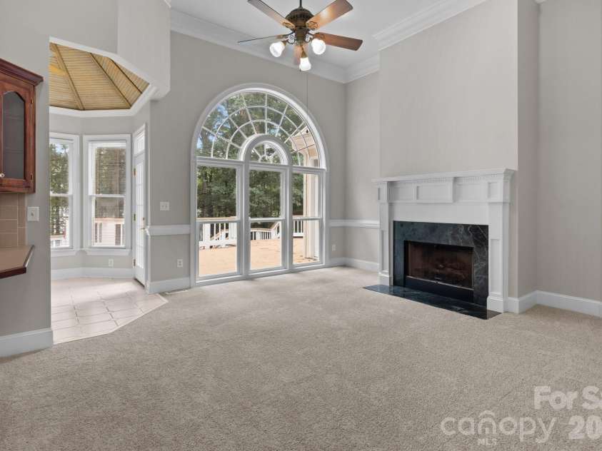 165 Futrell Landing, New London, NC 28127.  MLS# CAR4270602, YatesRealty ID 3113. Great room