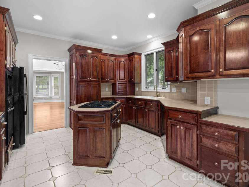 165 Futrell Landing, New London, NC 28127.  MLS# CAR4270602, YatesRealty ID 3113. Kitchen