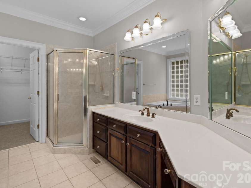 165 Futrell Landing, New London, NC 28127.  MLS# CAR4270602, YatesRealty ID 3113. Primary Bathroom