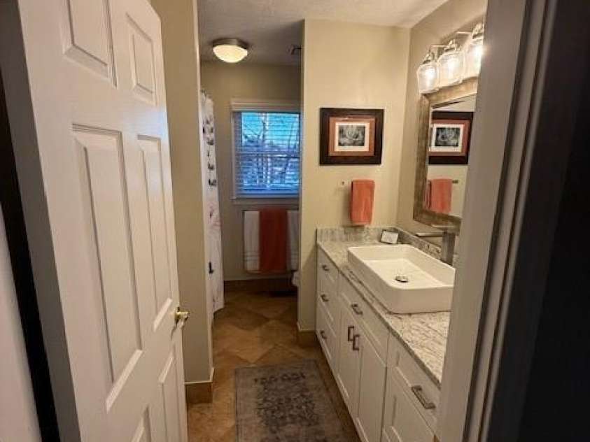 20139 Rainbow Circle, Cornelius, NC 28031.  MLS# CAR4354765, YatesRealty ID 3113. 