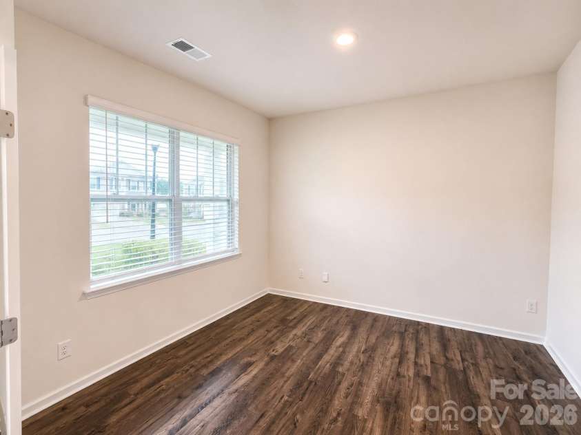 5048 Deisy May Lane, Matthews, NC 28105.  MLS# CAR4386465, YatesRealty ID 31131. 