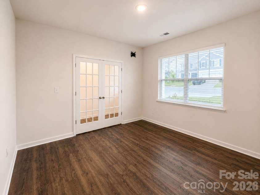 5048 Deisy May Lane, Matthews, NC 28105.  MLS# CAR4386465, YatesRealty ID 31131. 