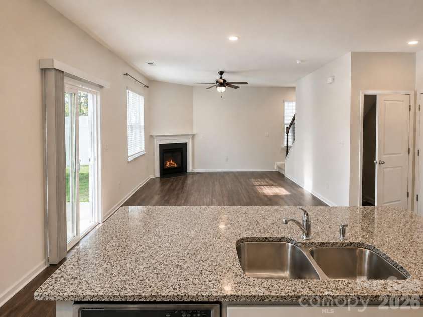 5048 Deisy May Lane, Matthews, NC 28105.  MLS# CAR4386465, YatesRealty ID 31131. 