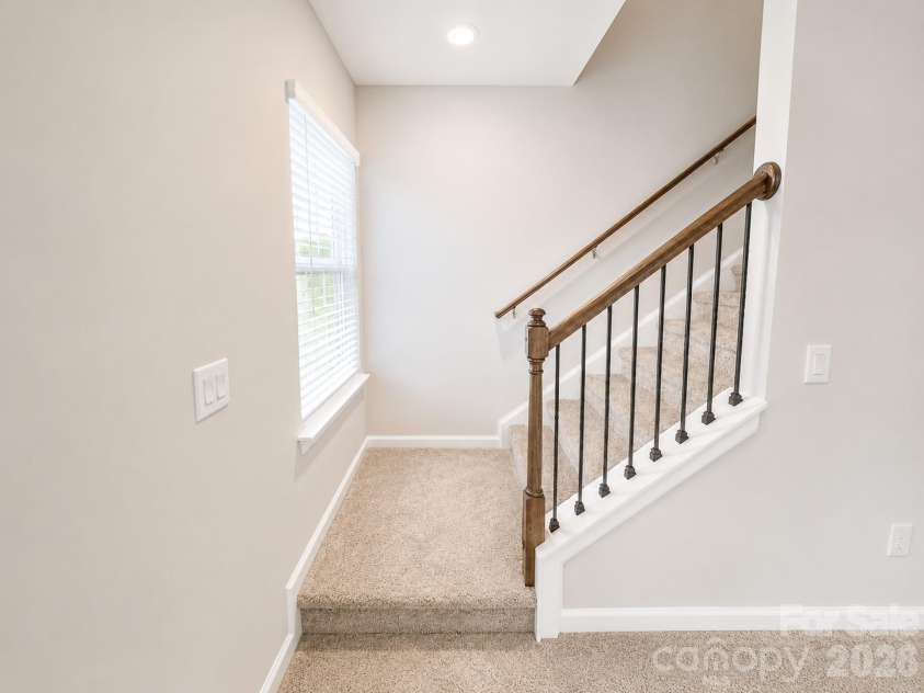 5048 Deisy May Lane, Matthews, NC 28105.  MLS# CAR4386465, YatesRealty ID 31131. 