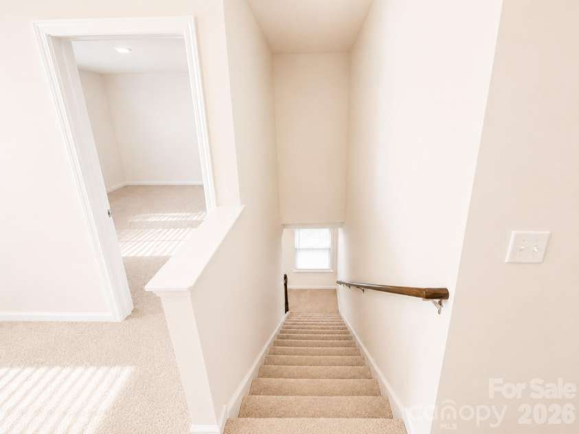 5048 Deisy May Lane, Matthews, NC 28105.  MLS# CAR4386465, YatesRealty ID 31131. 