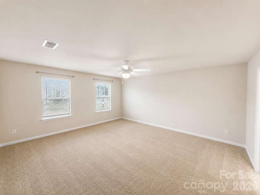 5048 Deisy May Lane, Matthews, NC 28105.  MLS# CAR4386465, YatesRealty ID 31131. 