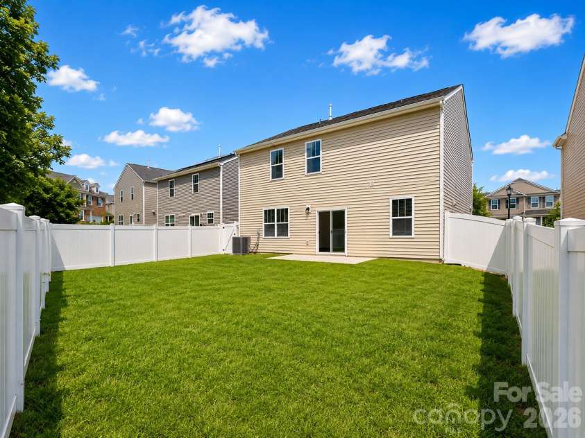 5048 Deisy May Lane, Matthews, NC 28105.  MLS# CAR4386465, YatesRealty ID 31131. 