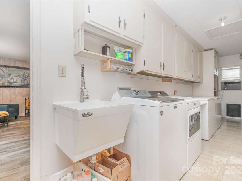 9825 Hagers Road, Huntersville, NC 28078.  MLS# CAR4290223, YatesRealty ID 31131. 