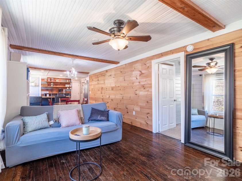 70 Vintage Place, Canton, NC 28716.  MLS# CAR4363944, YatesRealty ID 31132. Open living room